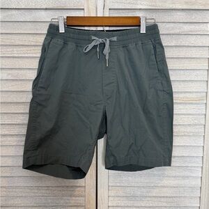 Lululemon Men’s Gray Shorts Size S
